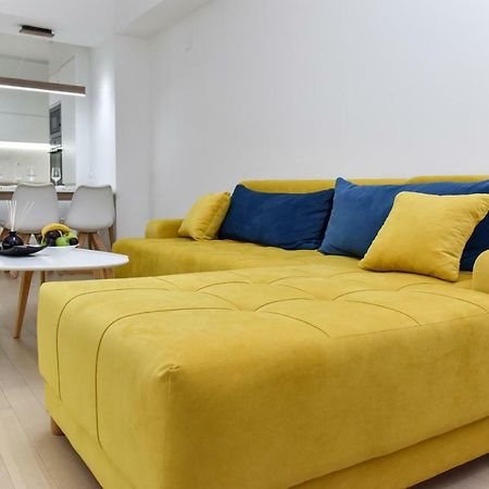 Lux Apartment Flatiron Skopje Buitenkant foto