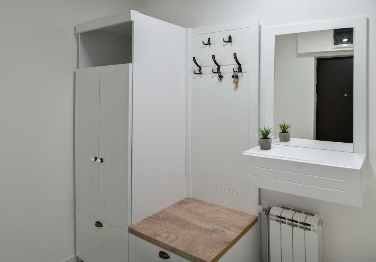 Lux Apartment Flatiron Skopje Buitenkant foto