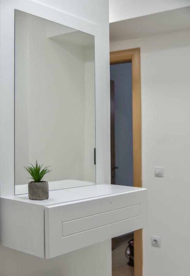 Lux Apartment Flatiron Skopje Buitenkant foto