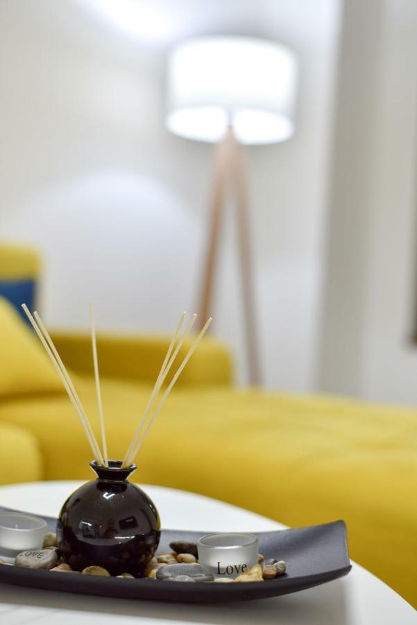Lux Apartment Flatiron Skopje Buitenkant foto
