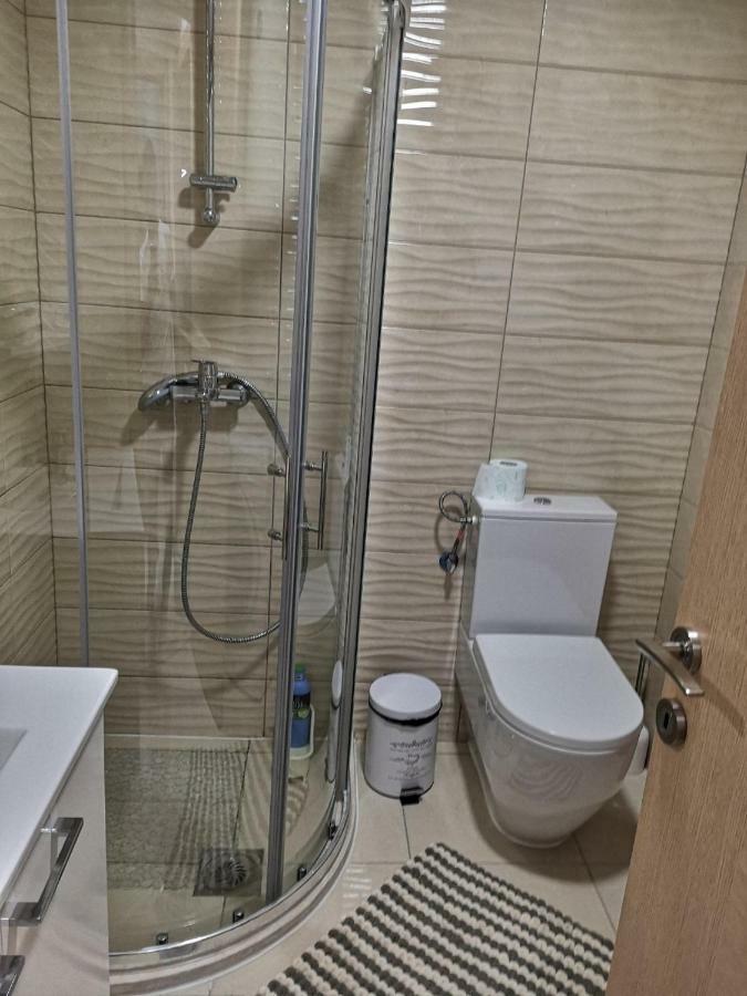Lux Apartment Flatiron Skopje Buitenkant foto